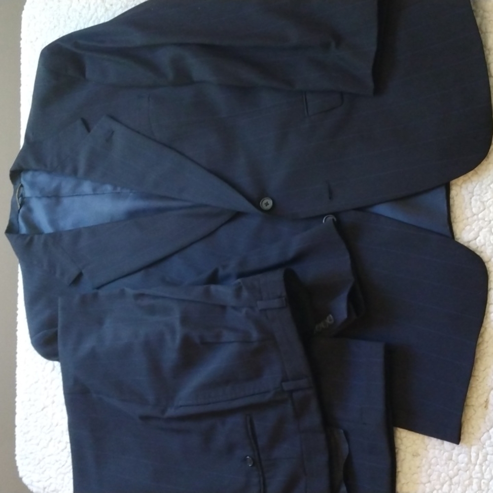 Hart Schaffner Marx Gold Trumpeter Black + Blue Pinstripe Suit 41R - Picture 2 of 13
